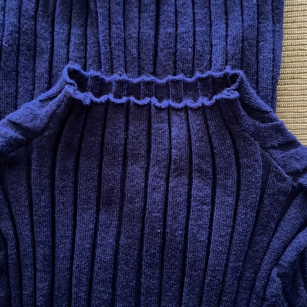 Abollria sweater. - Picture 4 of 6